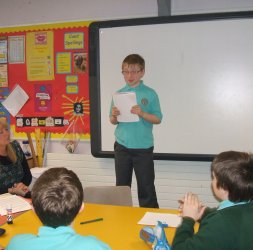 Curtis gives a speech