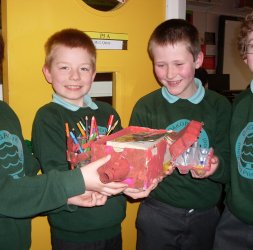 Reusing and Recycling in Primary 5