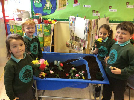 Sand tray with a twist