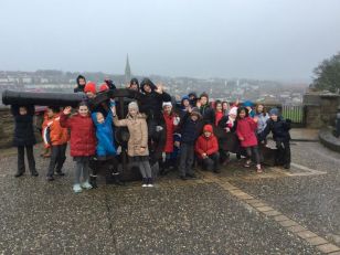 Primary 5 tour the City\'s Walls