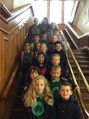 School Council meet the Mayor.