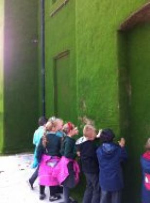 Primary 4 visit the "Grass House"
