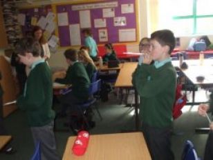 P6 begin STEM classes with Racing Rockets 